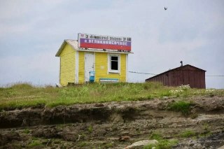 Обновление инфраструктуры в Великовисочном и Лабожском: зоны ожидания и игровые площадки